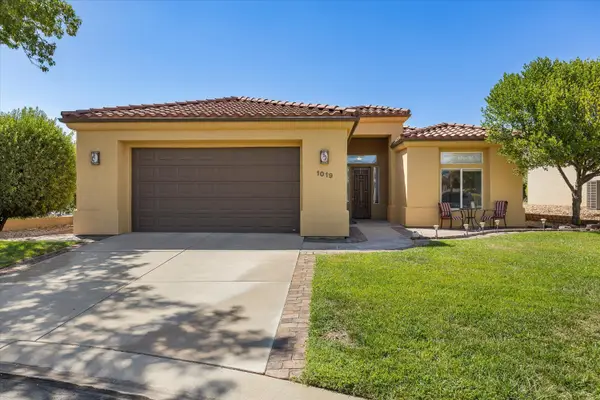 1019 W Shadow Ridge Dr, Washington, UT 84780
