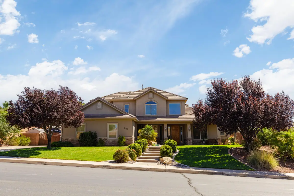 2511 S 2070 Cir, Saint George, UT 84790 - #1