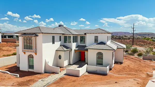 1292 N Lozano Rd, Washington, UT 84780