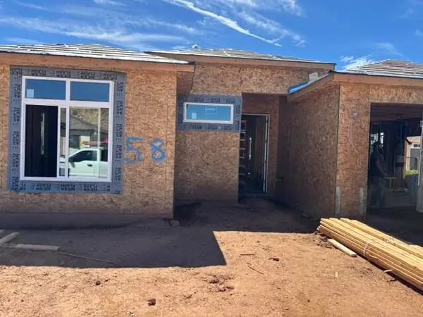 402 E Heritage Place Drive Place, Washington, UT 84780