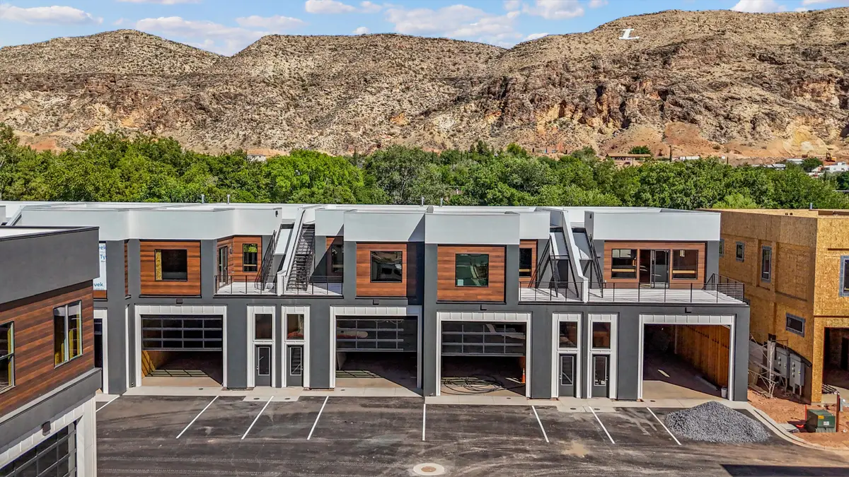 80 W Center St #23, La Verkin, UT 84745 - #1