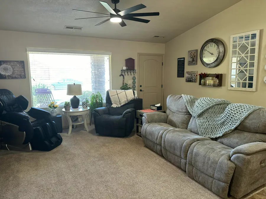 2691 W 410, Hurricane, UT 84737 - #2