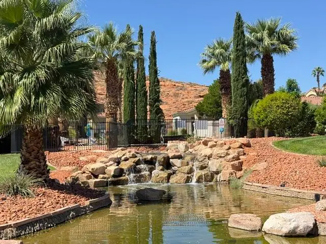23 N Shadow Ridge Dr, Washington, UT 84780 - #2