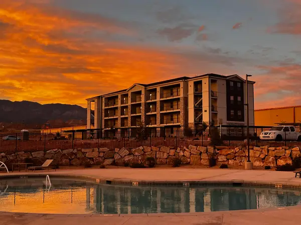 290 N Lone Rock #302, Hurricane, UT 84737