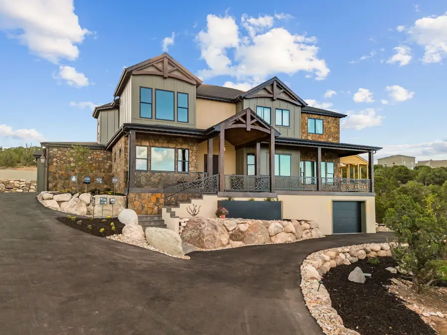 1321 S Cedar Bluffs Dr, Cedar City, UT 84720 - #3