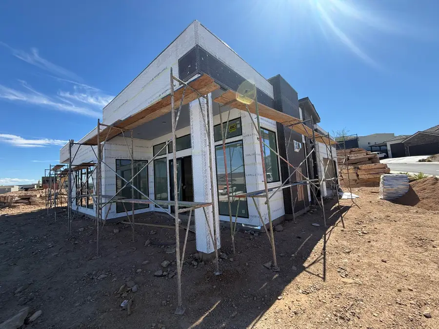 399 S Liri Trail, Saint George, UT 84770 - #3
