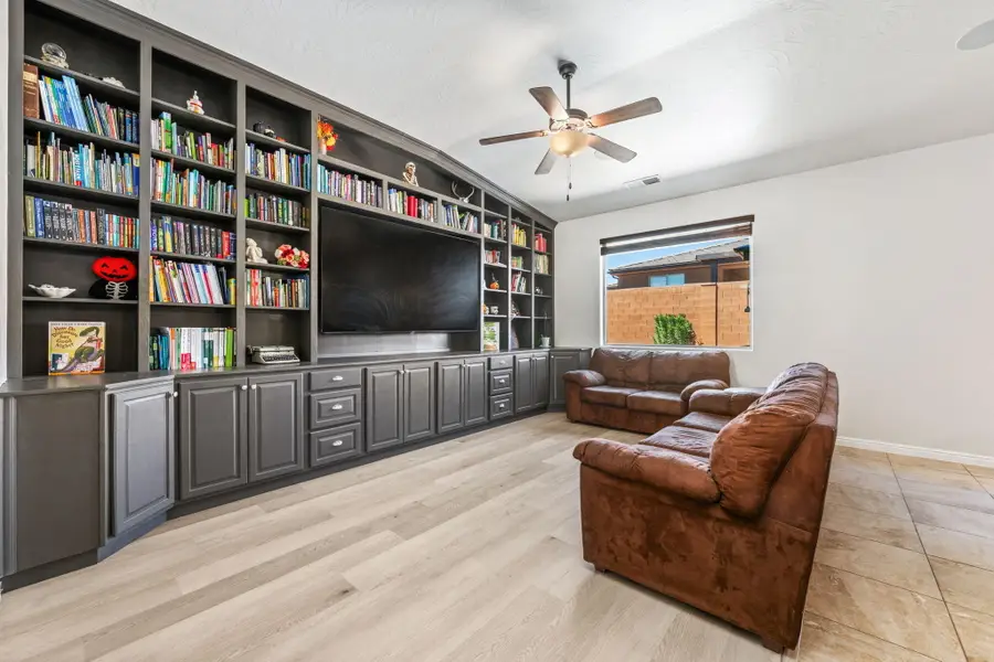 2826 W 890, Hurricane, UT 84737 - #2