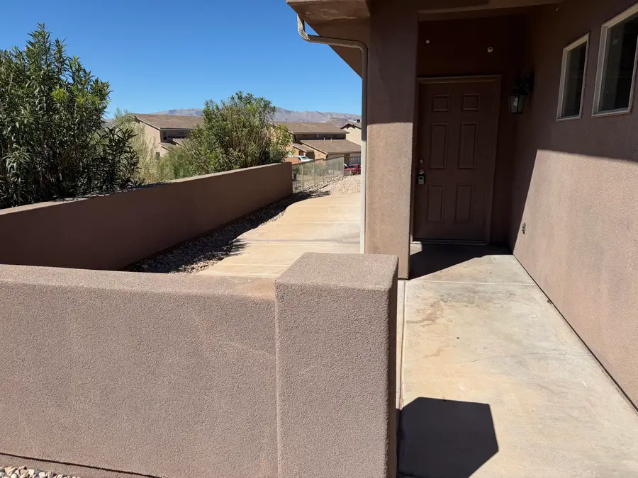 154 S 1250, Saint George, UT 84770 - #3