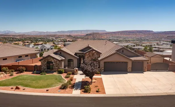 74 N Cliffside Dr, Washington, UT 84780