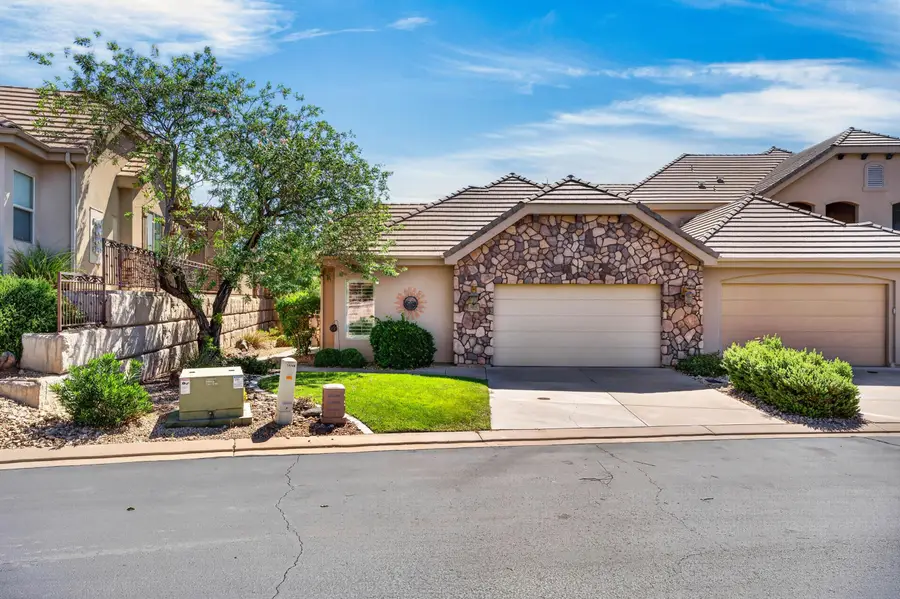 1906 N Pebble Beach Dr, Washington, UT 84780 - #2