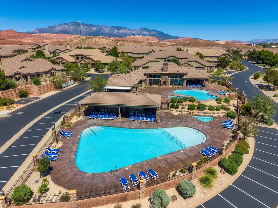 1906 N Pebble Beach Dr, Washington, UT 84780 - #3