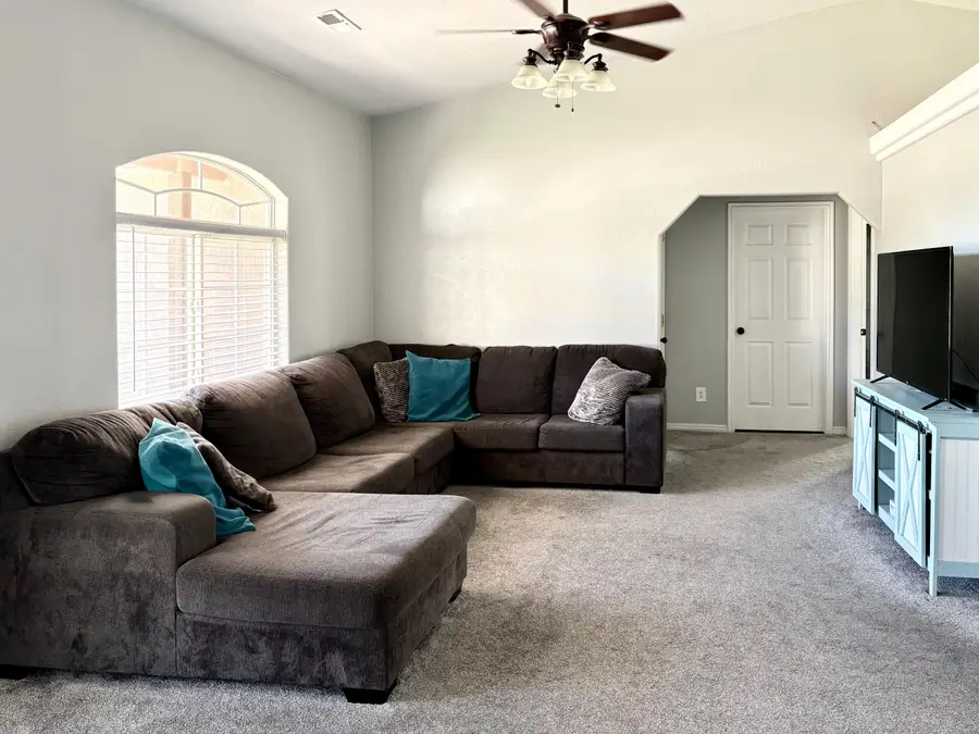 749 Apple Cir, Washington, UT 84780 - #2