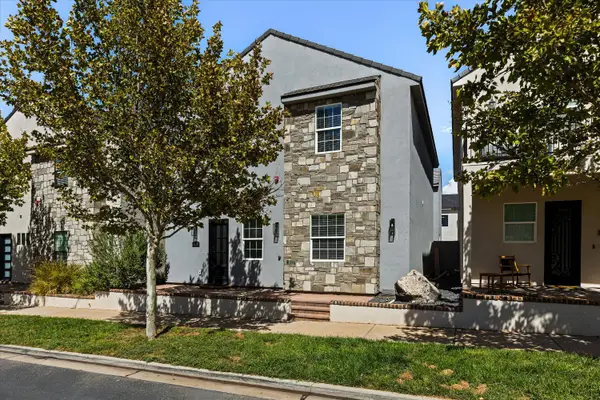 4258 Cambridge Parkway, Hurricane, UT 84737
