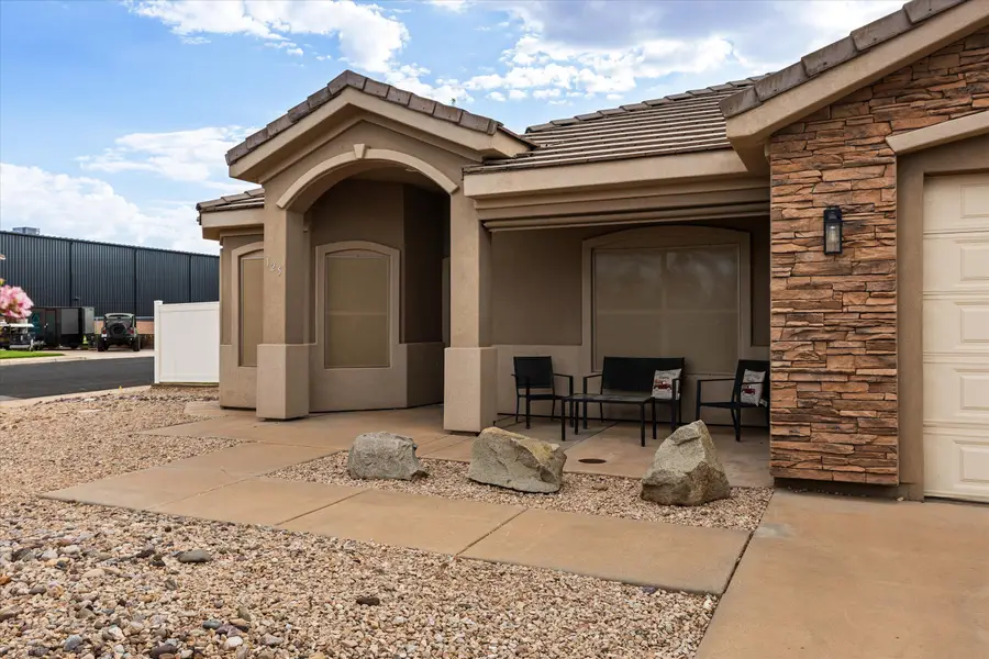 125 S 800, Hurricane, UT 84737 - #2