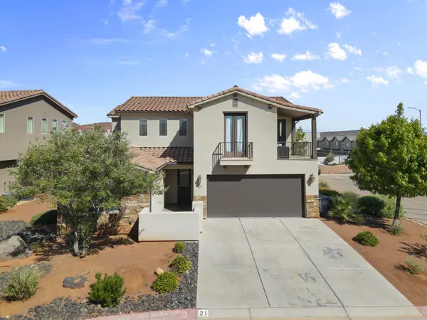 3800 Paradise Village Dr #21, Santa Clara, UT 84765