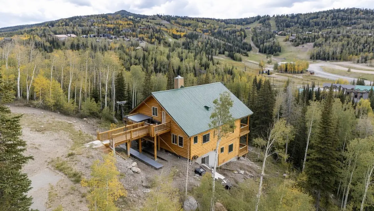 327 N Aoki Michi, Brian Head, UT 84719 - #1