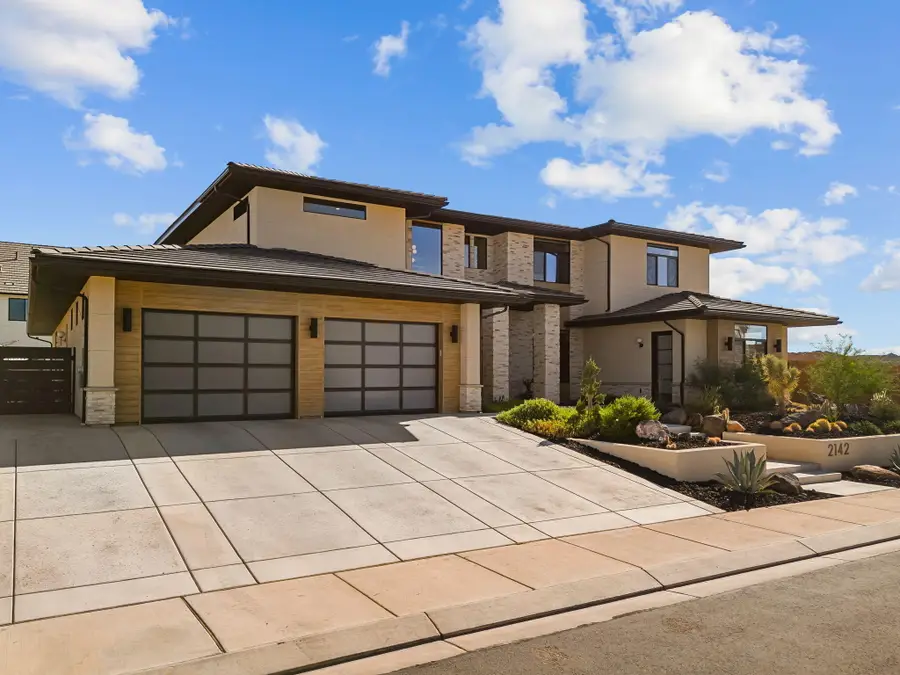 2142 E Tawny Ridge Dr, Saint George, UT 84790 - #2