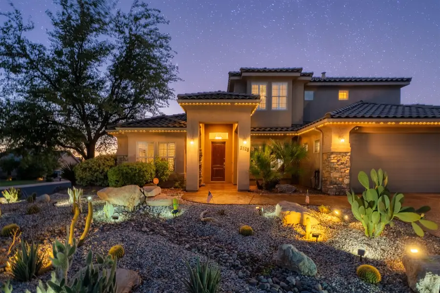 2528 S 2070 East Cir, Saint George, UT 84790 - #3