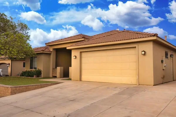 1651 S Amity Ln, Washington, UT 84780