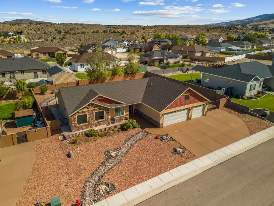 2091 E Mountain View Lp, Enoch, UT 84021 - #3