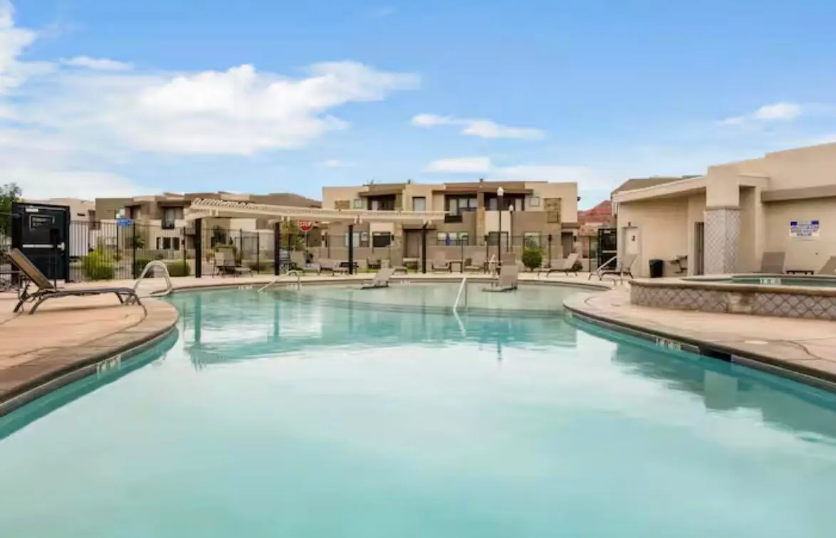 2339 N Park Center Dr #10, Washington, UT 84780 - #1