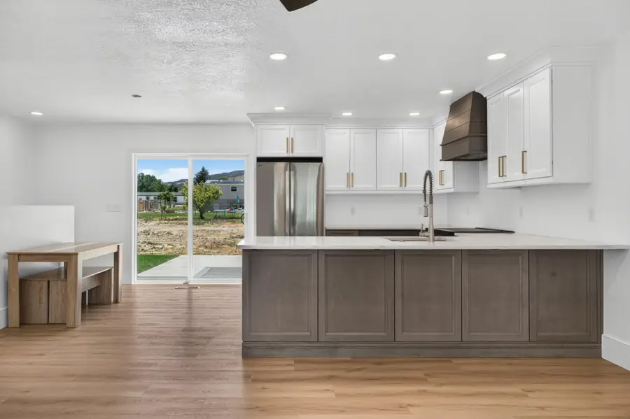 4546 N Tumble Weed Dr, Enoch, UT 84721 - #2