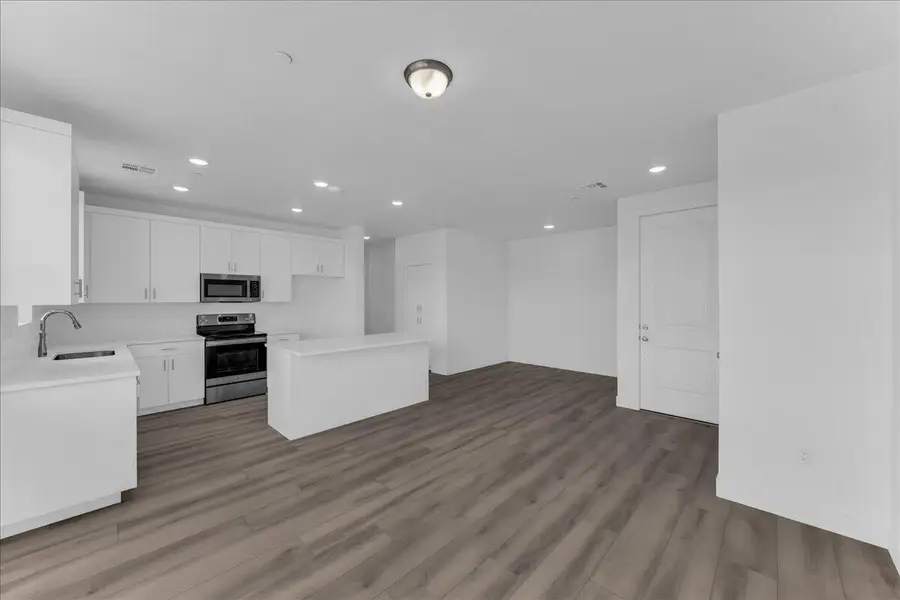 5599 S Carnelian Parkway #107, Saint George, UT 84790 - #3