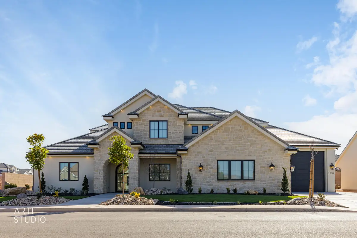 2934 E Seegmiller Dr, Saint George, UT 84790 - #1