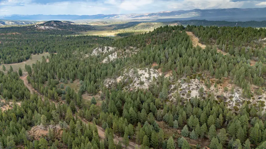 Elk Ridge Estates #Lot  20 Phase 6, Alton, UT 84710 - #2