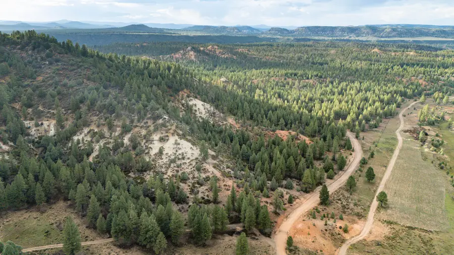 Elk Ridge Estates #Lot  20 Phase 6, Alton, UT 84710 - #3