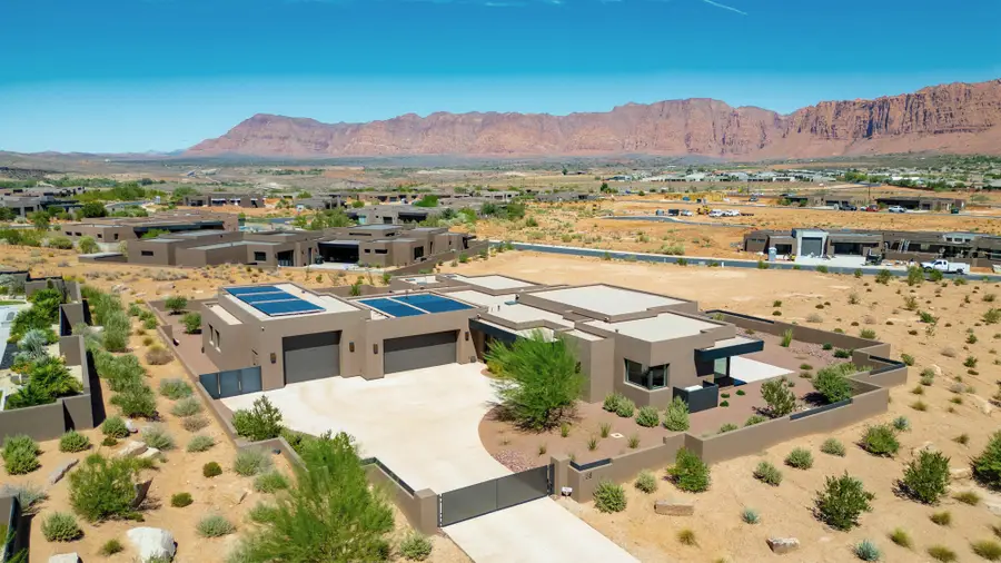 638 S Juniper Way, Ivins, UT 84738 - #2