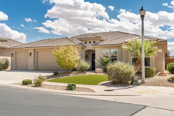 4185 S Sparrow Hawk Dr, St George, UT 84790