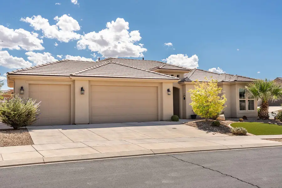 4185 S Sparrow Hawk Dr, Saint George, UT 84790 - #3