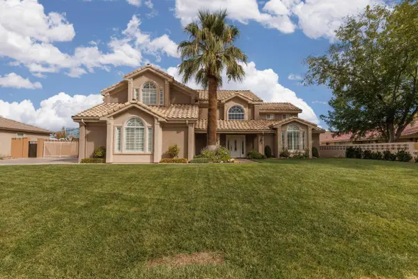 1355 E Saint James Ln, St George, UT 84790