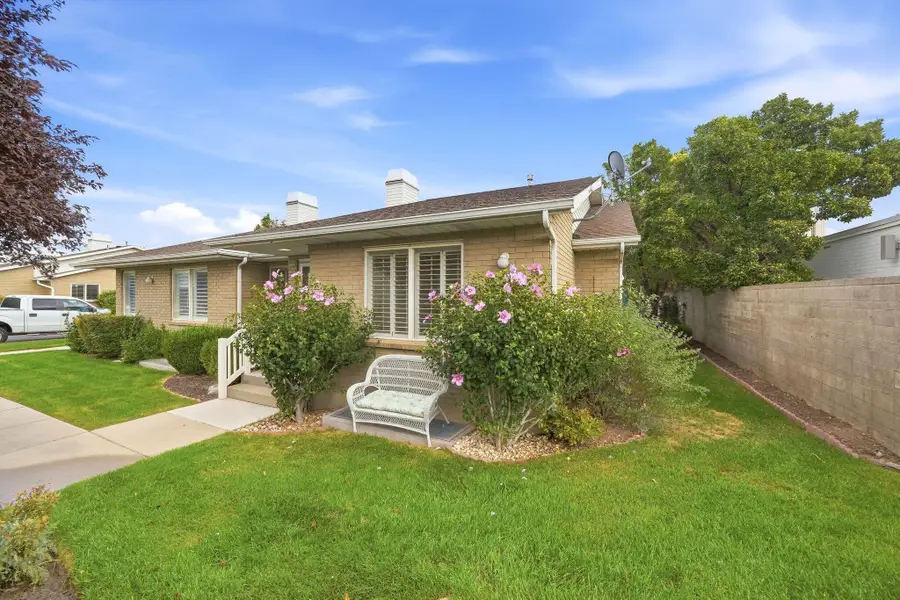1493 W Cornerstone Dr, South Jordan, UT 84095 - #2