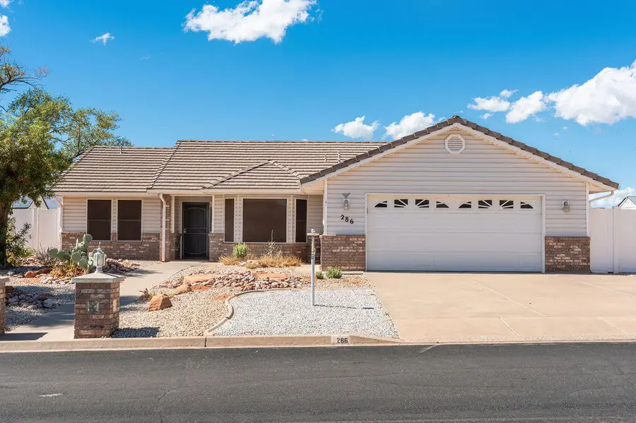 286 S Xavier Cir, Ivins, UT 84738 - #2