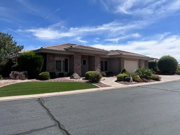 884 W South Links Dr, Washington, UT 84780