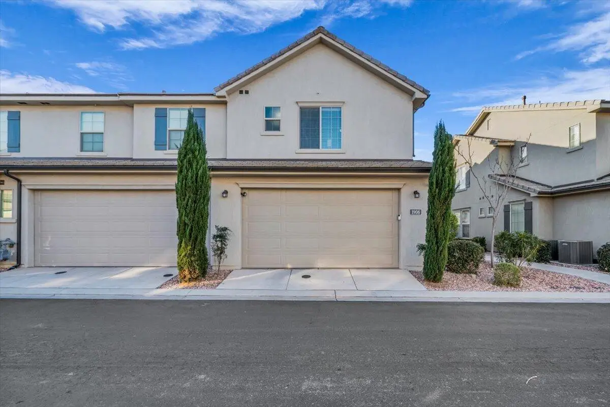 1906 Holiday Ln, Washington, UT 84780 - #1