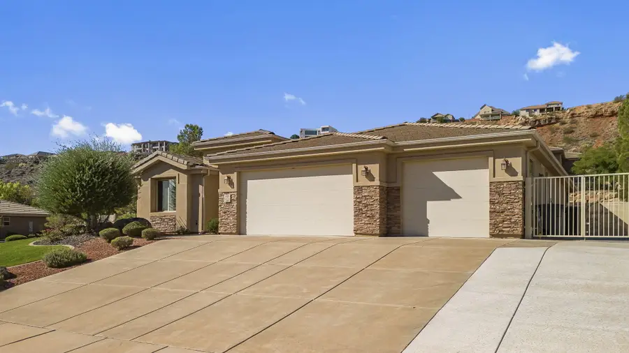 63 N Arroyo Dr, Saint George, UT 84790 - #3