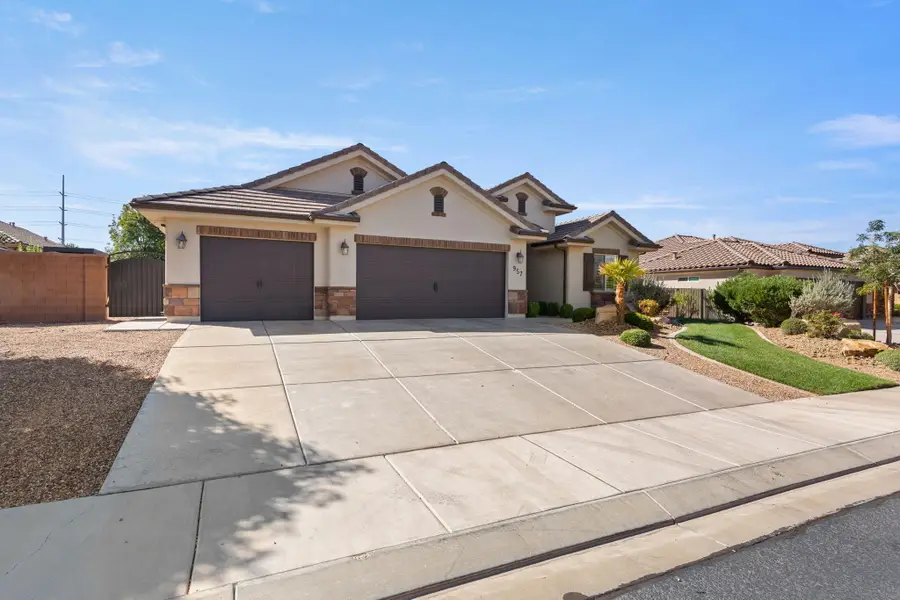 957 W 4050, Saint George, UT 84790 - #3