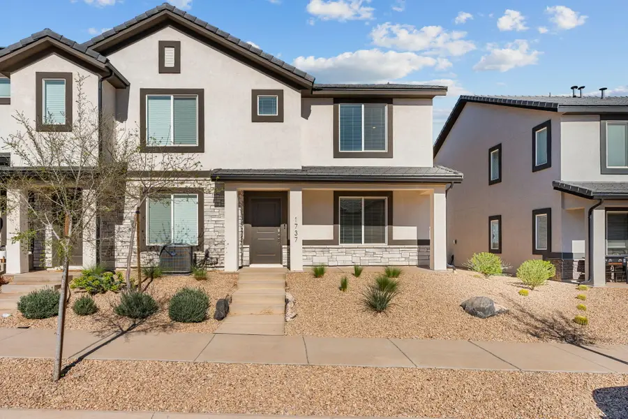 1737 S Devils Garden Ln, Washington, UT 84780 - #2
