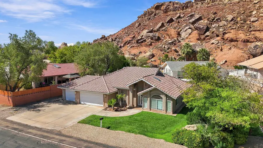 2786 S Bloomington Hills Dr, Saint George, UT 84790 - #2