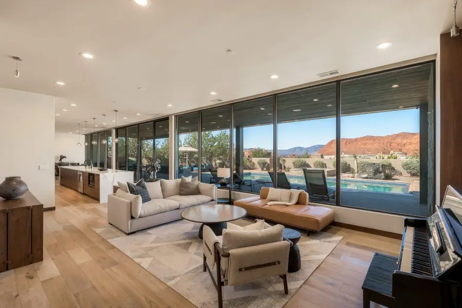 4552 N Painted Sky Dr, Saint George, UT 84770 - #3