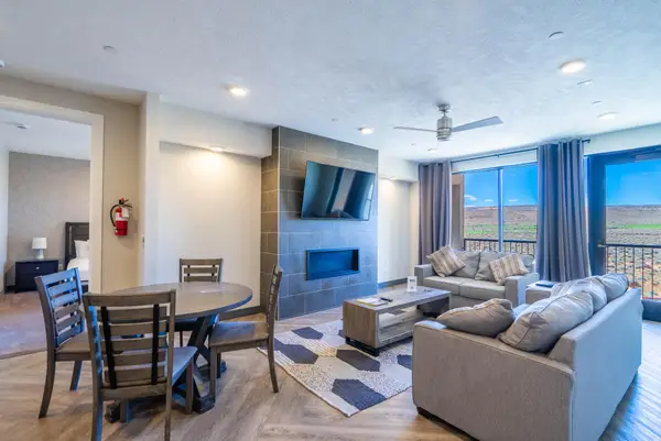 5194 W Villas Dr #5-303, Hurricane, UT 84737