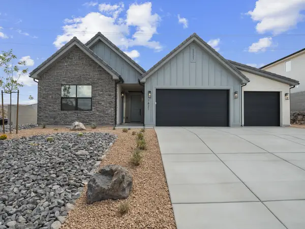 1886 W 400 #130, Hurricane, UT 84737