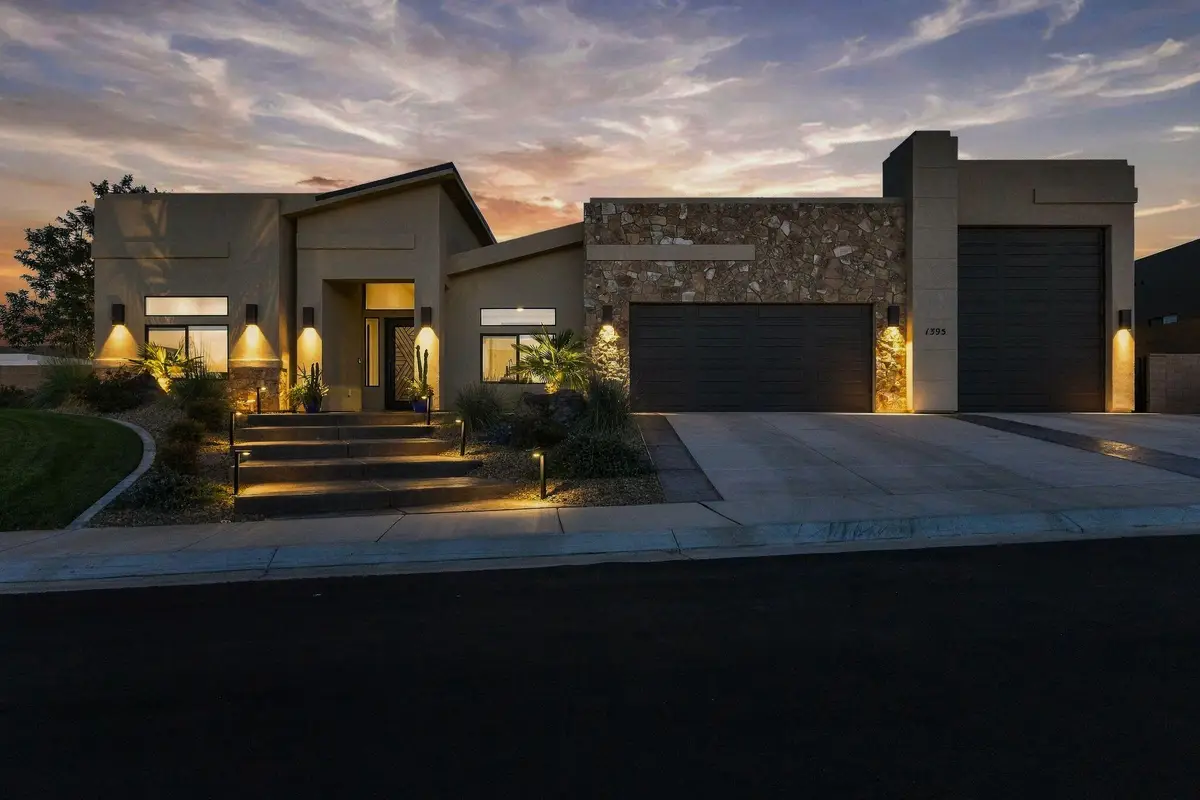 1395 W Fish Rock Rd, Saint George, UT 84770 - #1