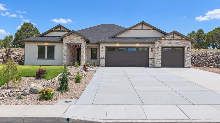 3492 W Hidden Hills Lp, Cedar City, UT 84720 - #2
