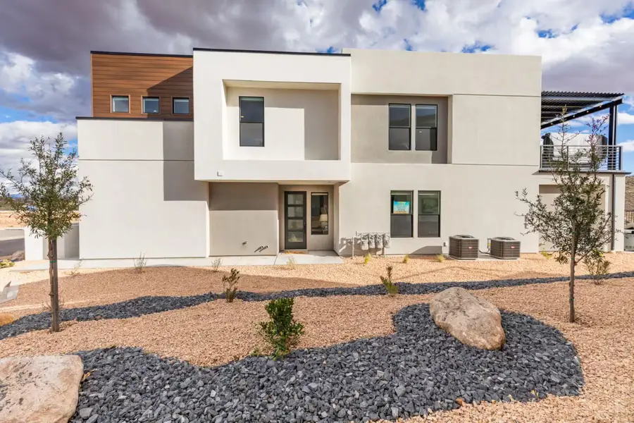 3534 E Amanecer Ln, Washington, UT 84780 - #2