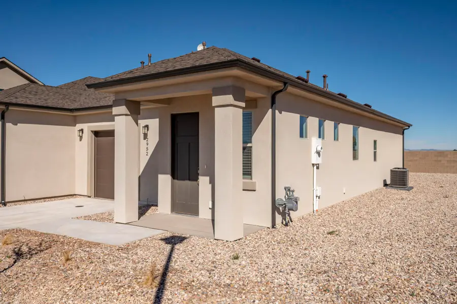 2952 W Runway Dr, Cedar City, UT 84721 - #2