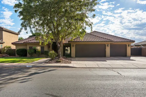 2521 S Franklin Cir, St George, UT 84790